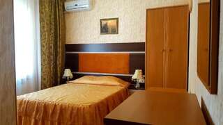 Гостиница Энигма Николаевка Двухместный номер с 1 кроватью и балконом-6
